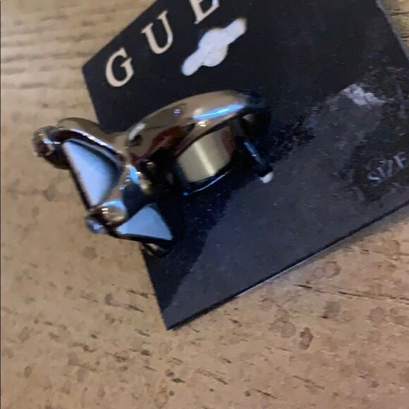 Guess purple stone ring - Picture 7 of 7